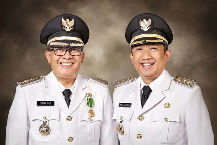 Foto mendiang Walikota Bandung, Oded M Danial, bersama wakilnya, Yana Mulyana. (Foto: Istimewa)