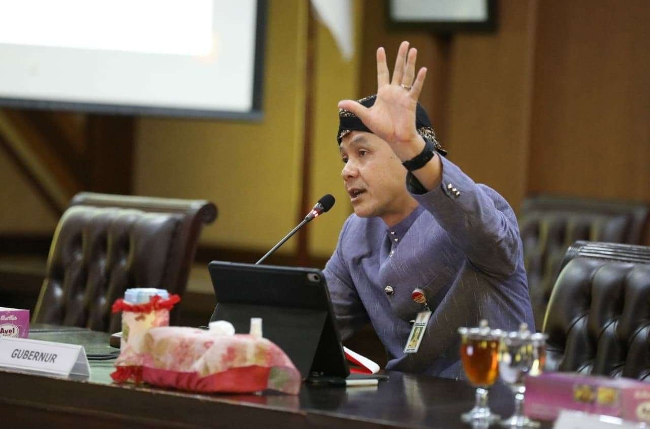 Gubernur Ganjar Pranowo dan Kapolda Jawa Tengah Irjen Ahmad Luthfi bersepakat membentuk tim Satuan Tugas Puser Bumi, berantas pertambangan ilegal. (Foto: Ist)