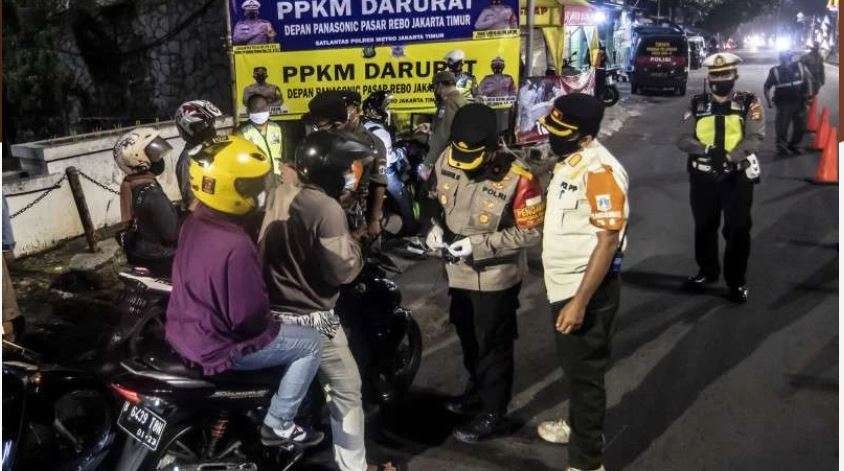 Ilustrasi pemberlakuan PPKM. (Foto: Antara)