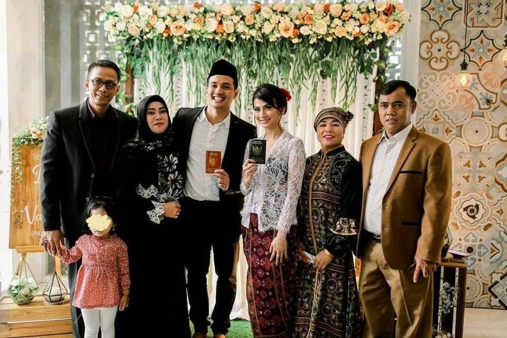 Foto kenangan Vanessa Angel dan Febri Ardiansyah alias Bibi menikah secara sah, pada 11 Januari 2020. Sebelumnya, mereka telah menikah siri. (Foto: Instagram)