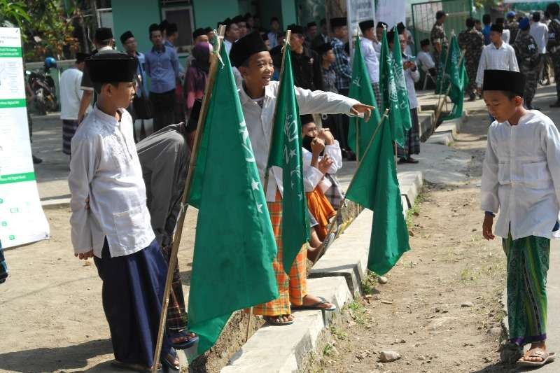 Bendera NU bertebaran di jalan-jalan, khususnya di Lampung, tempat digelarnya Muktamar ke-34 NU.(Foto: Istimewa)