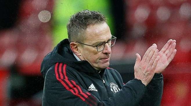 Pelatih kepala Manchester United Ralf Rangnick mencari pengganti Nemanja Matic. (Foto: Twitter/@ManUtd)