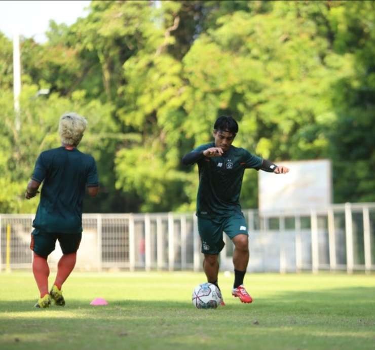 Gelandang bertahan pinjaman dari Bali United, Taufik, tak sulit beradaptasi bersama Persik. (Foto: Istimewa)