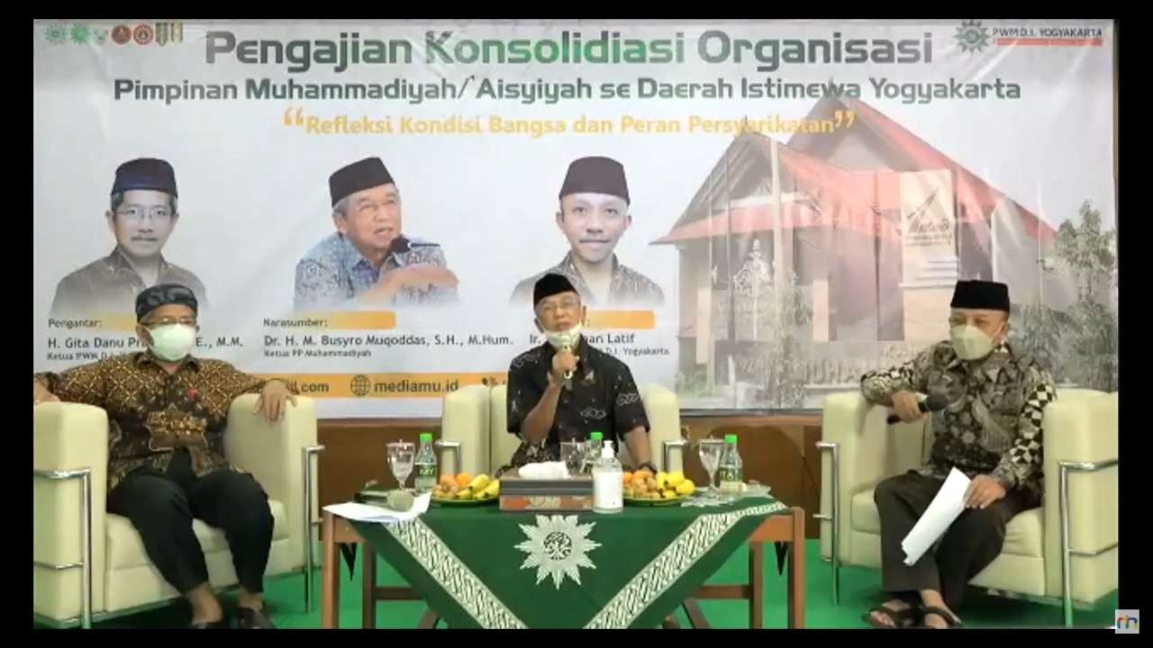 Busyro Muqoddas dalam Dalam Pengajian Konsolidasi Organisasi Pimpinan Wilayah Muhammadiyah/’Aisyiyah se-DIY. (Foto: Istimewa)