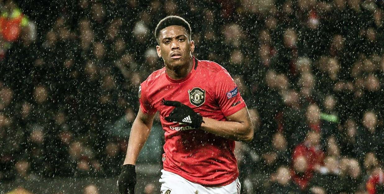 Manchester United enggan melepas Anthony Martial ke Sevilla karena menolak opsi peminjaman dengan tetap membayar separo gajinya.. (Foto: Twitter/@AnthonyMartial)