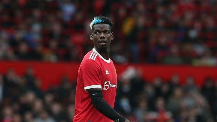 Paul Pogba tepis rumor tawaran gaji besar dari Manchester United agar dia bertahan. (Foto: Twitter/@ManUtd)