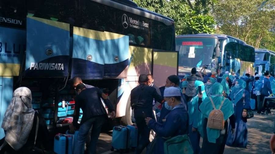 Pelepasan Jemaah Umrah Perdana, Jakarta, Sabtu 8 Januari 2022. (Foto: Kemenag)