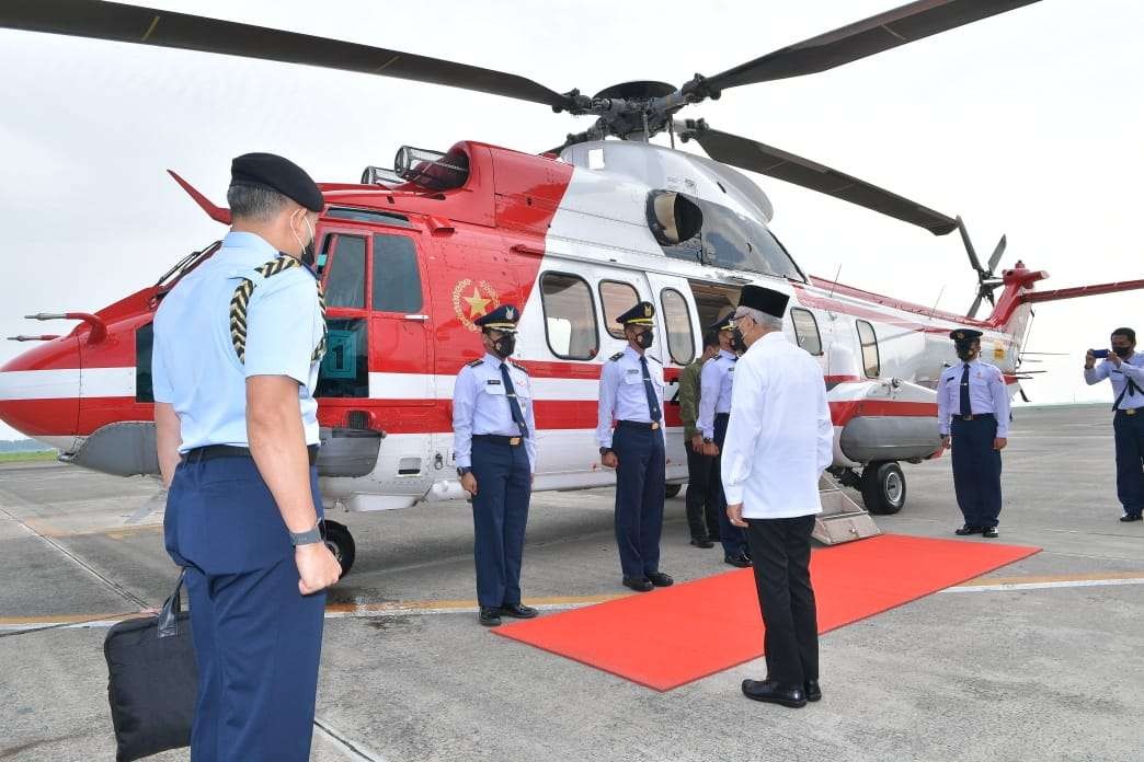 Wapres menggunakan helikopter khusus untuk untuk meninjau Lumajang (Foto: Setwapres)