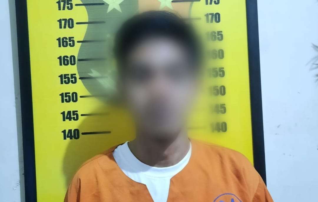 Pelaku pencabulan terhadap anak tiri yang saat ini sudah ditahan polisi. (Foto: Istimewa)