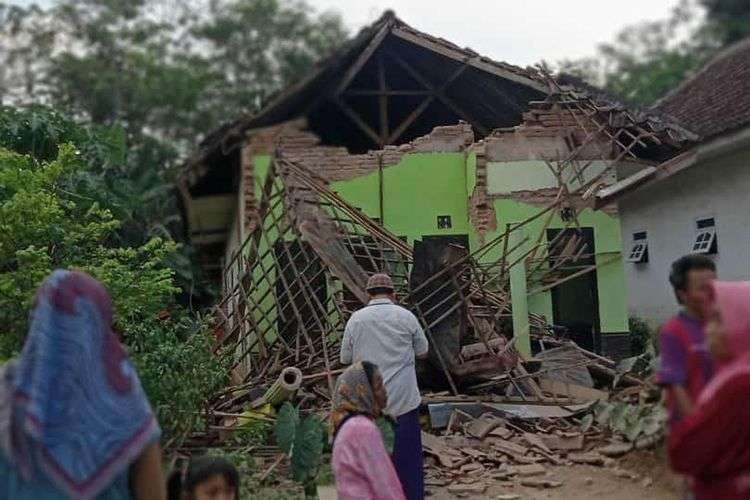 Sebanyak 1.699 rumah warga di Banten rusak akibat gempa magnitudo 6,6. (Foto: Ant)