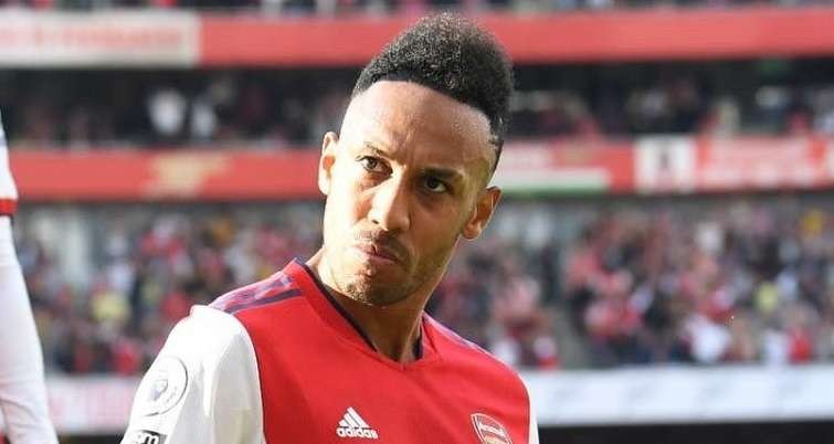 Pierre-Emerick Aubameyang batal tampil di Piala Afrika 2021 karena masalah jantung pasca terpapar Covid-19. (Foto: Twitter)