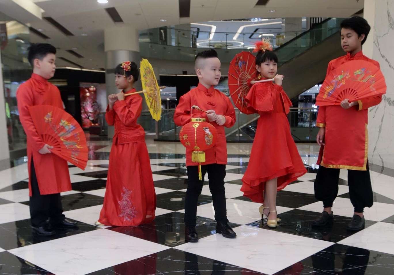 Busana anak untuk sambut imlek, padukan tradisional dan modern. (Foto: istimewa)