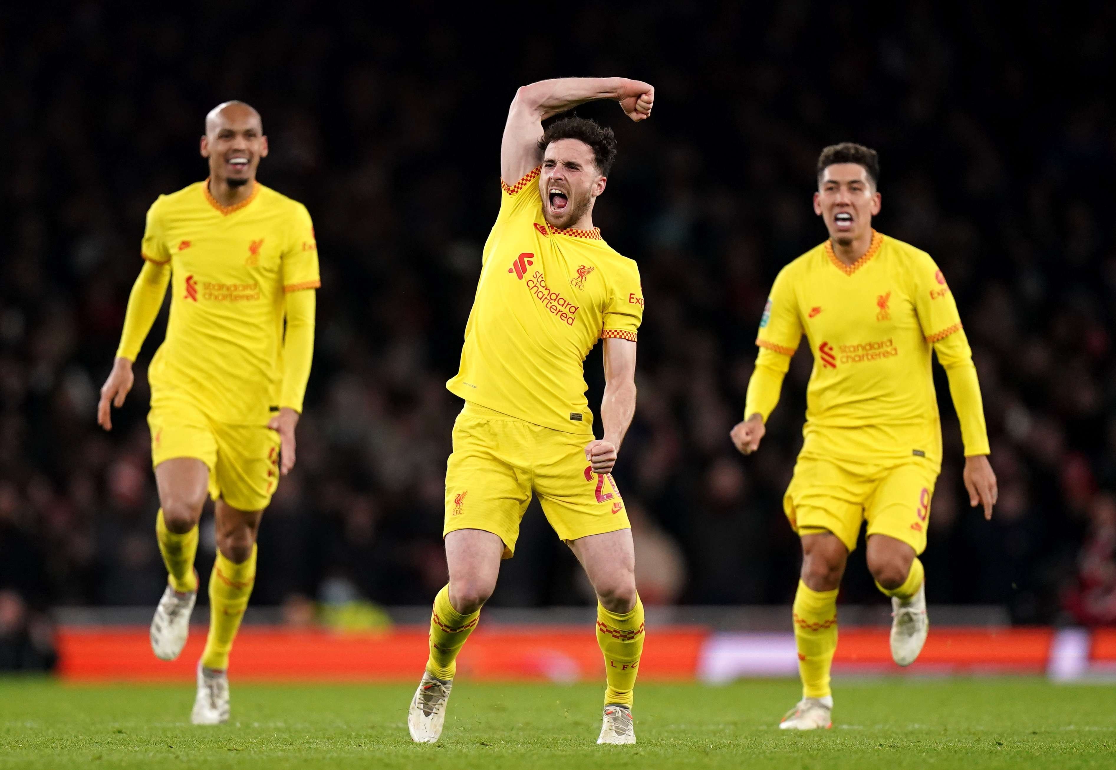 Liverpool melaju ke final Piala Liga usai mengalahkan Arsenal 2-0. (Foto: AFP)