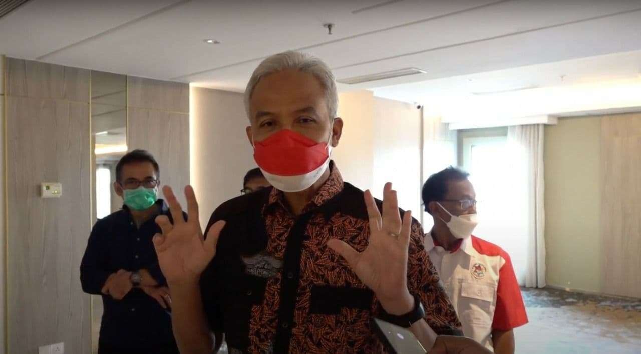 Gubernur Jawa Tengah Ganjar Pranowo mendukung langkah pemerintah pusat memperpanjang PPKM Jawa-Bali hingga 31 Januari. (Foto: Ist)