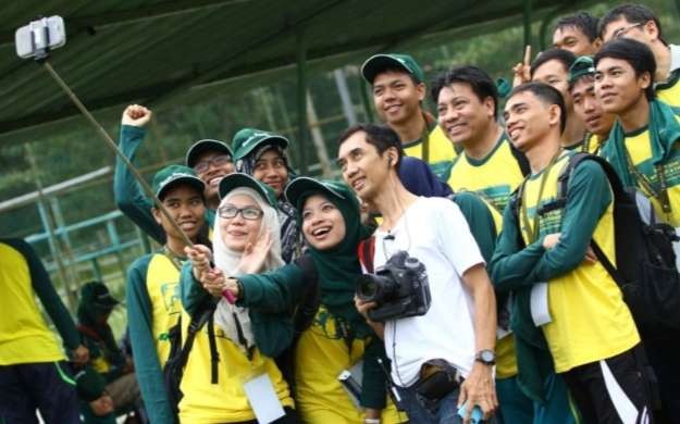 Sejumlah mahasiswa yang pernah menikmat Beasiswa Teladan Tanoto Foundation (Foto: istimewa )