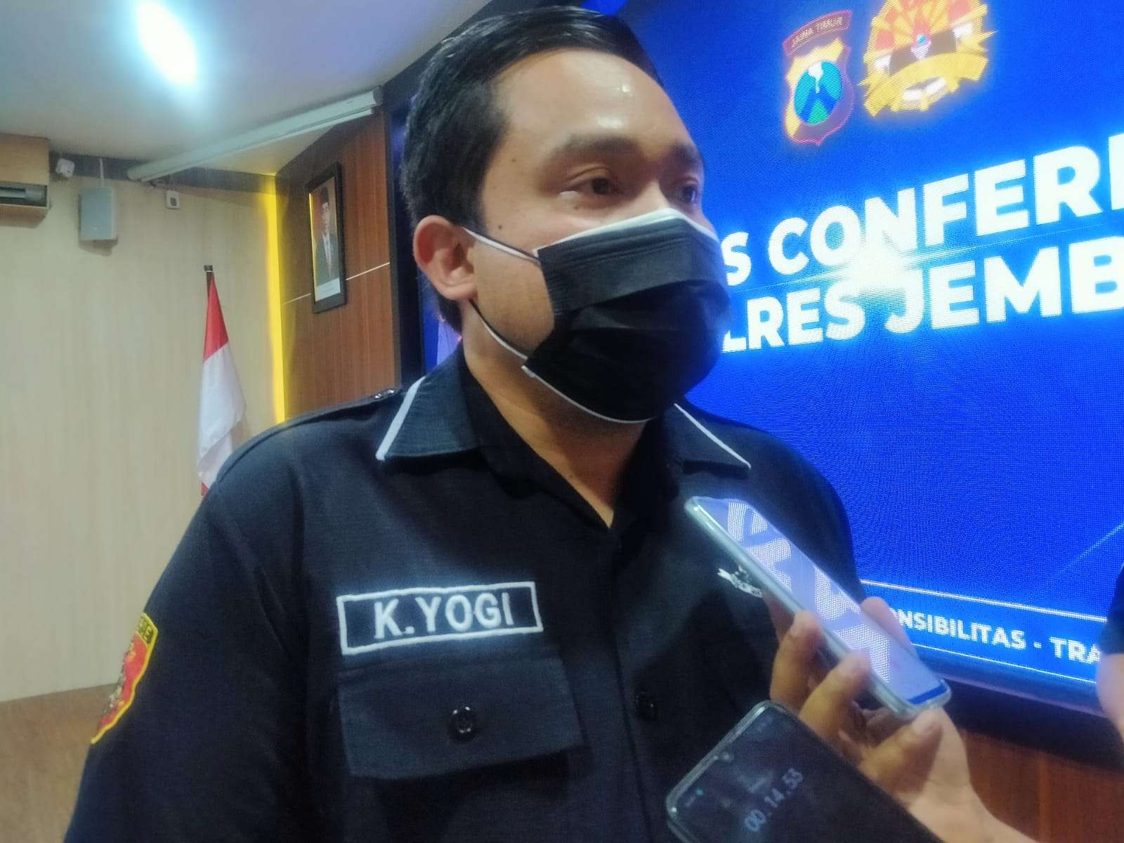 Kasatreskrim Polres Jember AKP Komang Yogi Arya Wiguna (Foto:Rusdi/Ngopibareng.id)