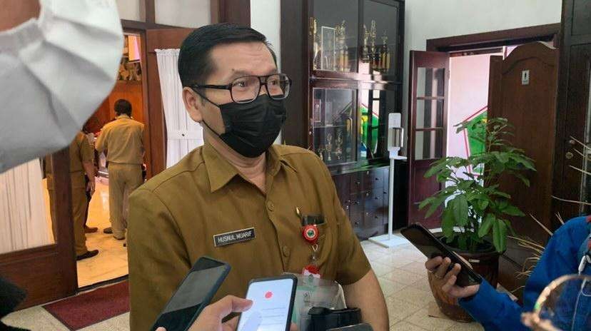 Kepala Dinkes Kota Malang, dokter Husnul Mu'arif saat berada di Balaikota Malang (Foto: Lalu Theo/ngopibareng.id)