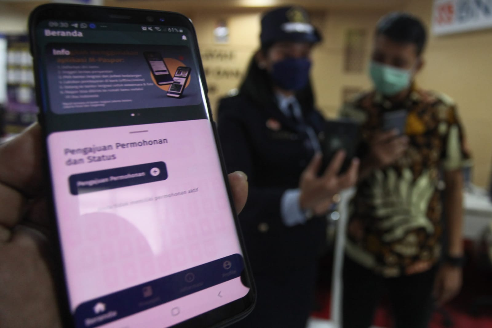 E-Paspor dan E-Cekal yang dilaunching Kemenkumham RI. (Foto: Kemenkumham Jatim)