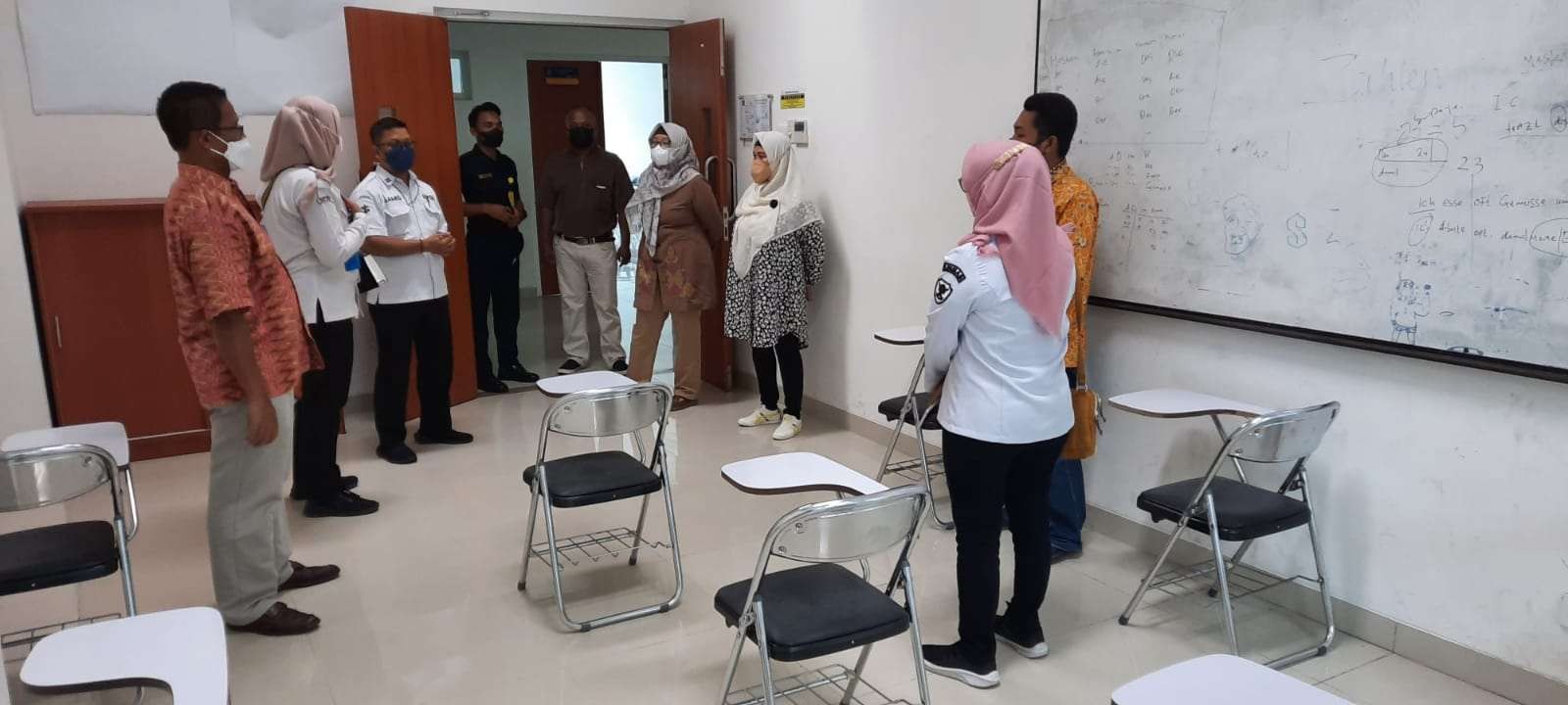 Persiapan dan asesmen yang dilakukan Unesa untuk persiapan kuliah tatap muka. (Foto: Istimewa)