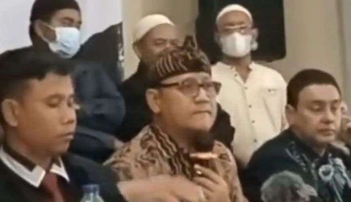 Mantan caleg PKS Edy Mulyadi mangkir dalam panggilan pemeriksaan Mabes Polri terkait kasus ujaran kebencian. (Foto: Istimewa)