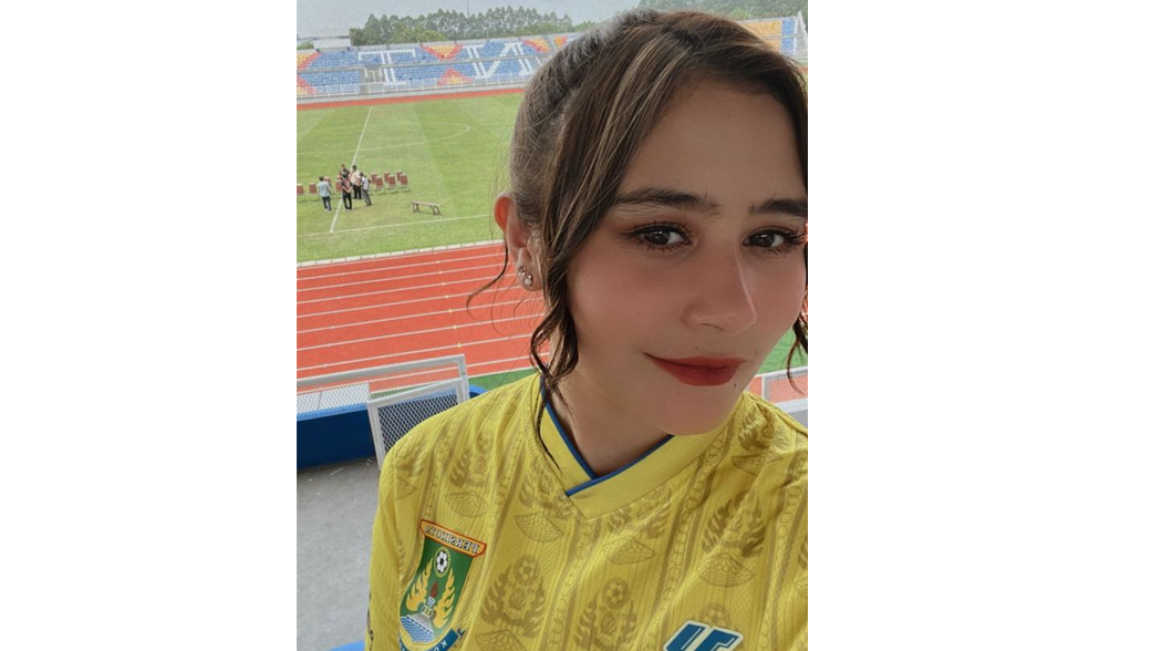 Artis Prilly Latuconsina, bos cantik Persikota Tangerang. (Foto: Instagram)