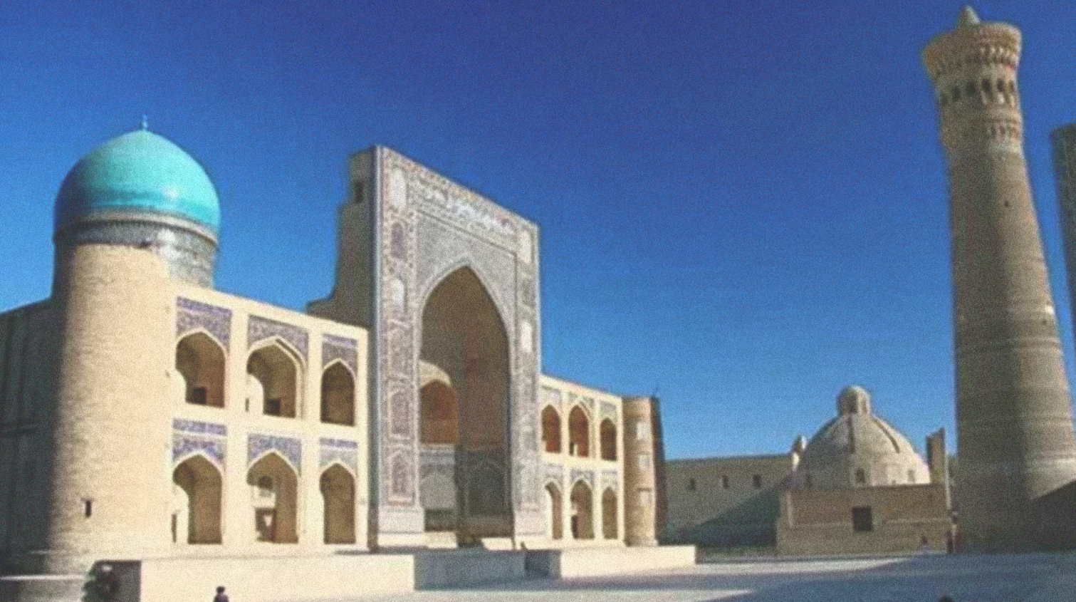 Imam Bukhari, perawi hadis, namanya diabadikan sebagai Masjid di Bukhara. (Foto: Istimewa)