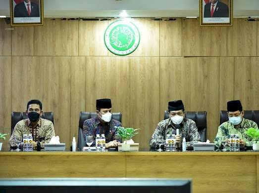 Pimpinan BNPT saat melakukan pertemuan dengan MUI. (Foto: BNPT)