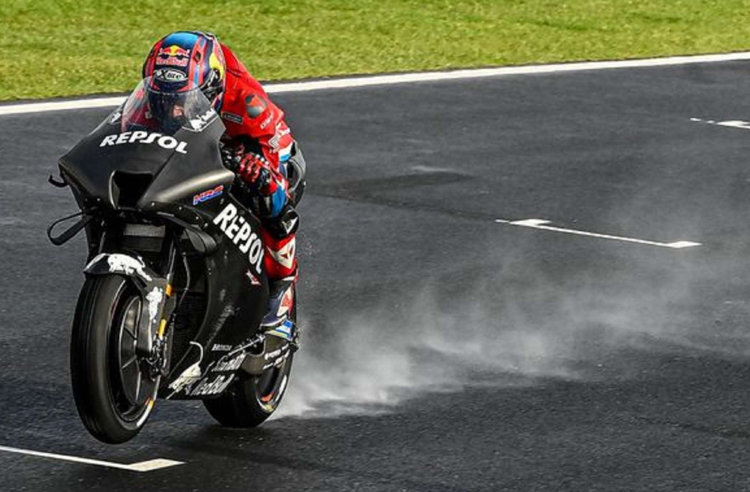 Marc Marquez saat tes motor di Sirkuit Sepang Malaysia 5-6 Februari lalu. (Foto: istimewa)