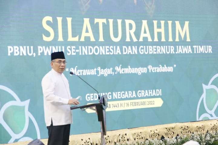 Ketua Umum Pengurus Besar Nahdlatul Ulama (PBNU) KH Yahya Cholil Staquf di Gedung Grahadi Surabsya. (Foto:istimewa)