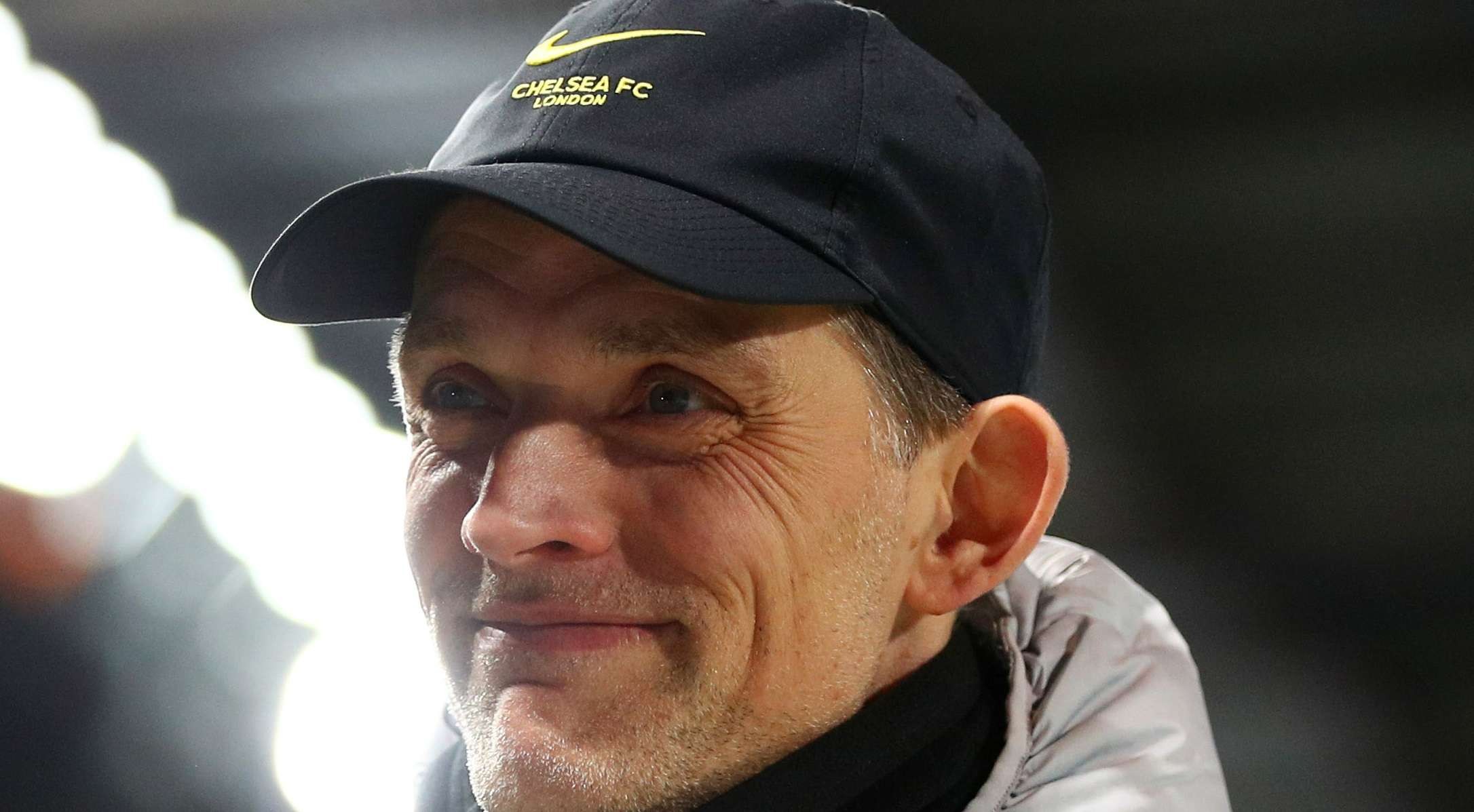 Thomas Tuchel akui timnya terganggu dengan kebijakan terbaru pemerintah Inggris yang akan menjatuhkan sanksi kepada pengusaha Rusia menyusul invasi negara itu ke Ukraina. (Foto: Twitter)