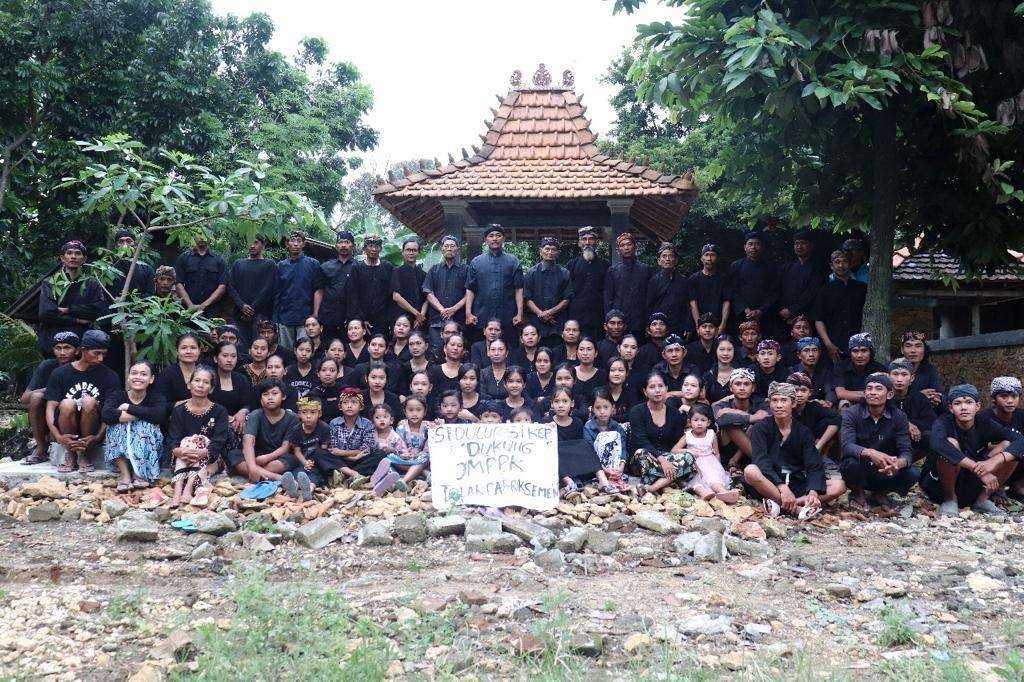 Sedulur Sikep atau pengikut Samin di Baturetno Kecamatan Sukolilo, Kabupaten Pati, Jawa Tengah. (Foto: Dok Samin Pati/ngopibareng.id)