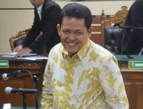 Mantan Walikota Pasuruan Setiyono saat sidang di PN Tipikor Surabaya (Foto: istimewa)