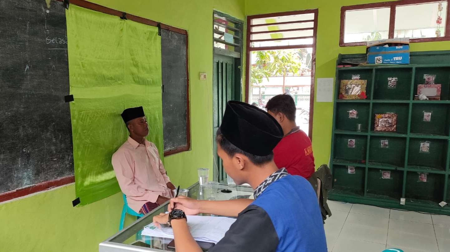 Warga NU Tuban melakukan pemotretan KARTANU (Istimewa)