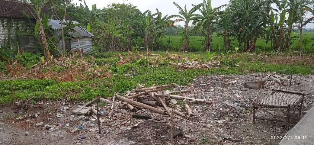 Tampak halamam belakang Pasar Rakyat Mulyorejo Kecamatan Cepu. (Foto: Ahmad Sampurno/Ngopibareng.id)