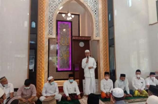 Masjid Nurul Muhlisin di Desa Bendelan Kecamatan Binakal menjadi megah, selesai direnovasi secara swadaya oleh warga desa.(foto:istimewa)