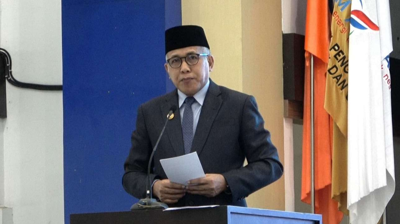 Gubernur Aceh, Nova Iriansyah saat memberikan kuliah umum di harapan 250 mahasiswa di Kampus Politeknik Energi Mineral (PEM) Akamigas Cepu, Blora, Jawa Tengah, Kamis, 17 Maret 2022. (Foto: Humas BPPA)