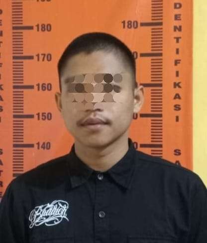 LKR 20 tahun, tersangka penganiayaan terhadap pamannya sendiri (Foto:Istimewa)