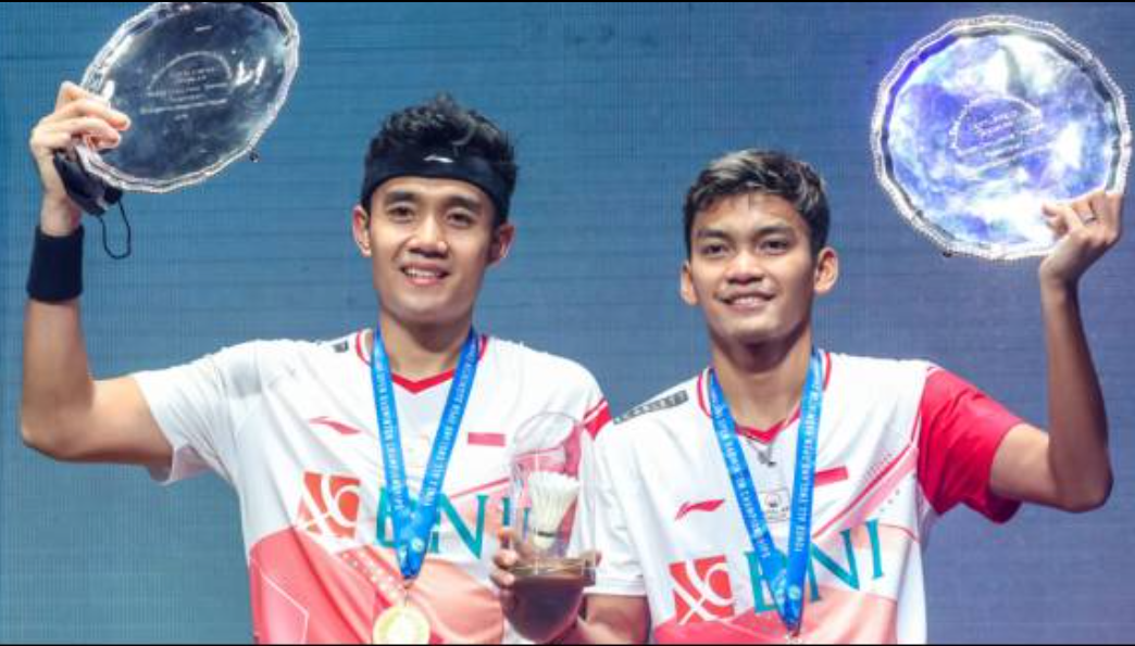 Muhammad Shohibul Fikri / Bagas Maulana menjuarai ajang All England 2022, setelah mengalahkan pasangan senior Hendra Setiawan / Mohammad Ahsan. (Foto: PBSI)