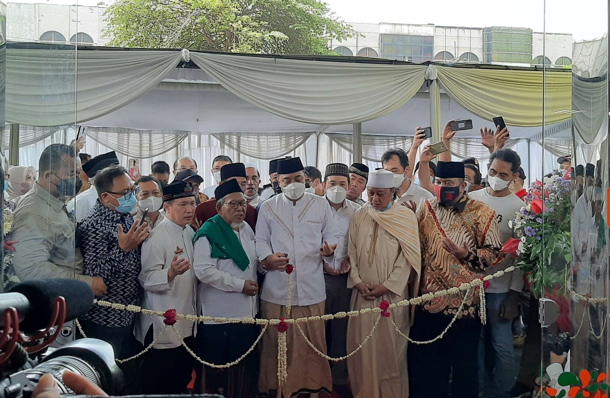 Walikota Surabaya, saat meresmikan pembukaan Pasar Turi Surabaya. (Foto: Pita Sari/Ngopibareng.id)