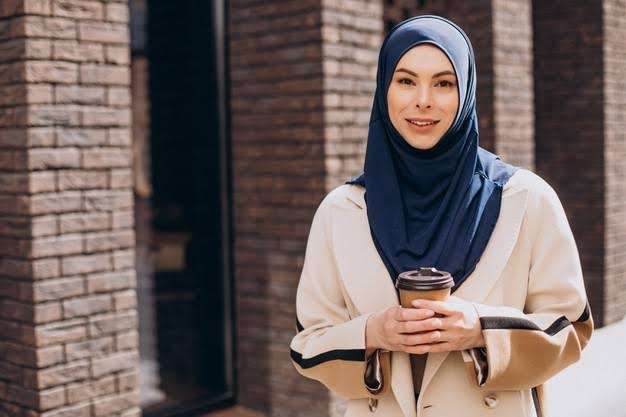 Muslimah dalam suatu aktivitas rileks. (Foto:istimewa)