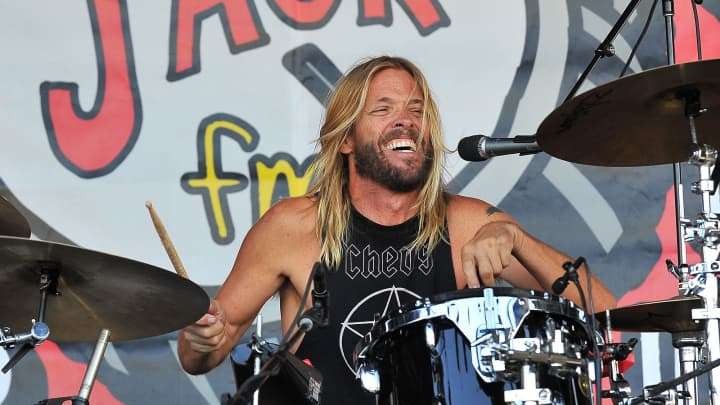 Taylor Hawkins, drummer grup band Foo Fighter, meninggal dunia di usia 50 tahun. (Foto: Istimewa)