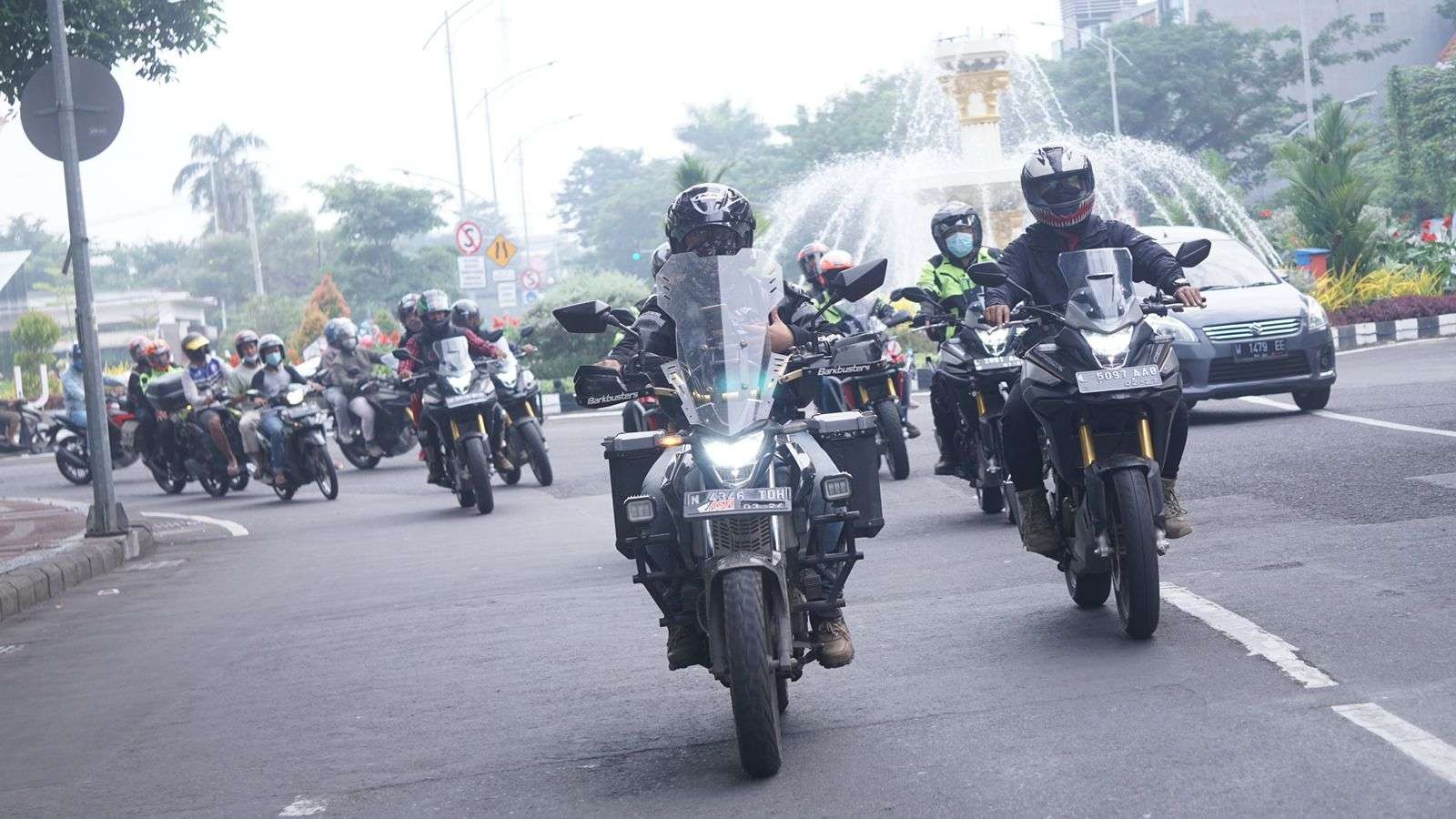 CB150X Adveture Touring dari Surabaya menuju Hutan Cempaka Prigen. (Foto: MPM Honda Jatim)