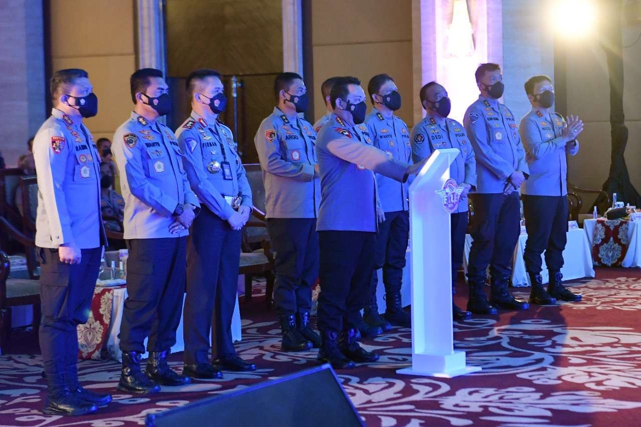 Kapolri, Jenderal Polisi Listyo Sigit Prabowo saat meluncurkan program ETLE Nasional di Hotel Wyndham, Surabaya, Sabtu 26 Maret 2022. (Foto: Polri)