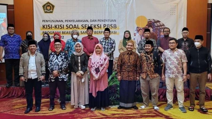 Penyusunan kisi-kisi soal seleksi PBSB 2022. (Foto: Kemenag)