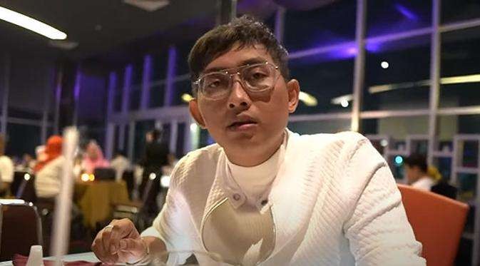 Fakarich, guru trading Indra Kenz terancam dijemput paksa setelah dua kali mangkir panggilan polisi. (Foto: Instagram)