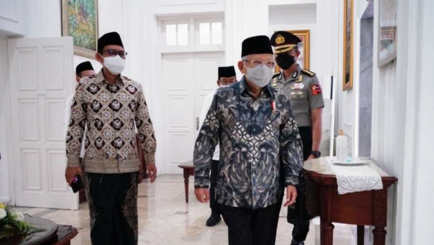 Wapres Ma'ruf Amin menerima kunjungan panitia perayaan hari suci Nyepi, Dharmasanti Nasional. (Foto: Setwapres)