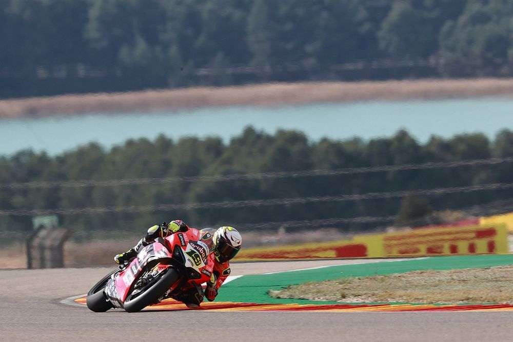 Alvaro Bautista (Ducati) jadi yang tercepat di FP2 WSBK Aragon Spanyol.