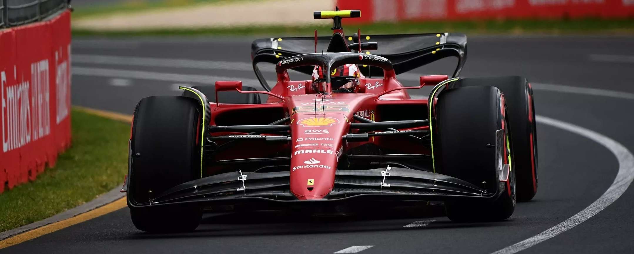 Charles Leclerc menang di F1 GP Australia 2022. (Foto: Twitter/@F1)