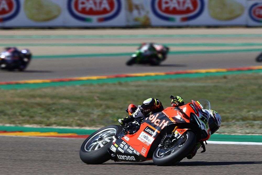 Alvaro Bautista (Aruba.it Racing Ducati) berhasil menjadi juara di WSBK Aragon. (Foto: Istimewa)