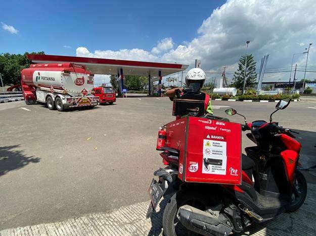 Layanan antar BBM Pertamina, disiagakan untuk melayani masyarakat saat arus mudik Lebaran hingga arus balik. (Foto: Dok. Pertamina/Ngopibareng.id)